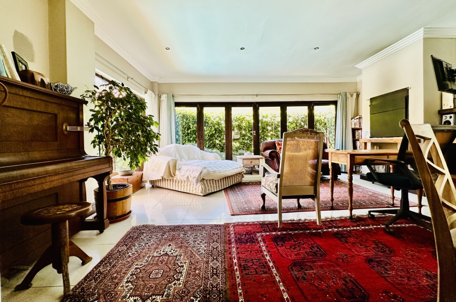 3 Bedroom Property for Sale in Sandbaai Western Cape